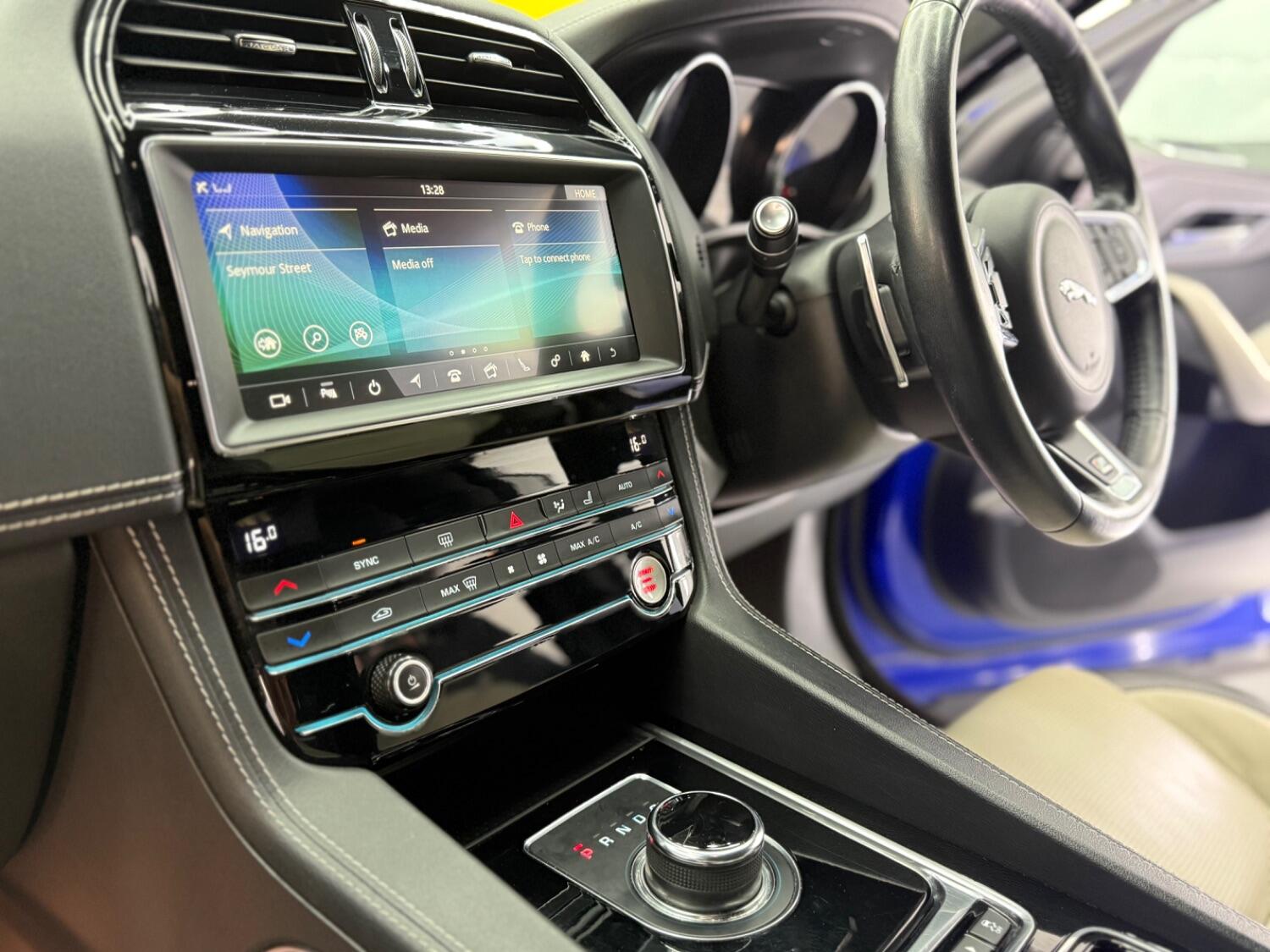 Used Jaguar F-Pace 2019 for sale - 77145175: Photo 52