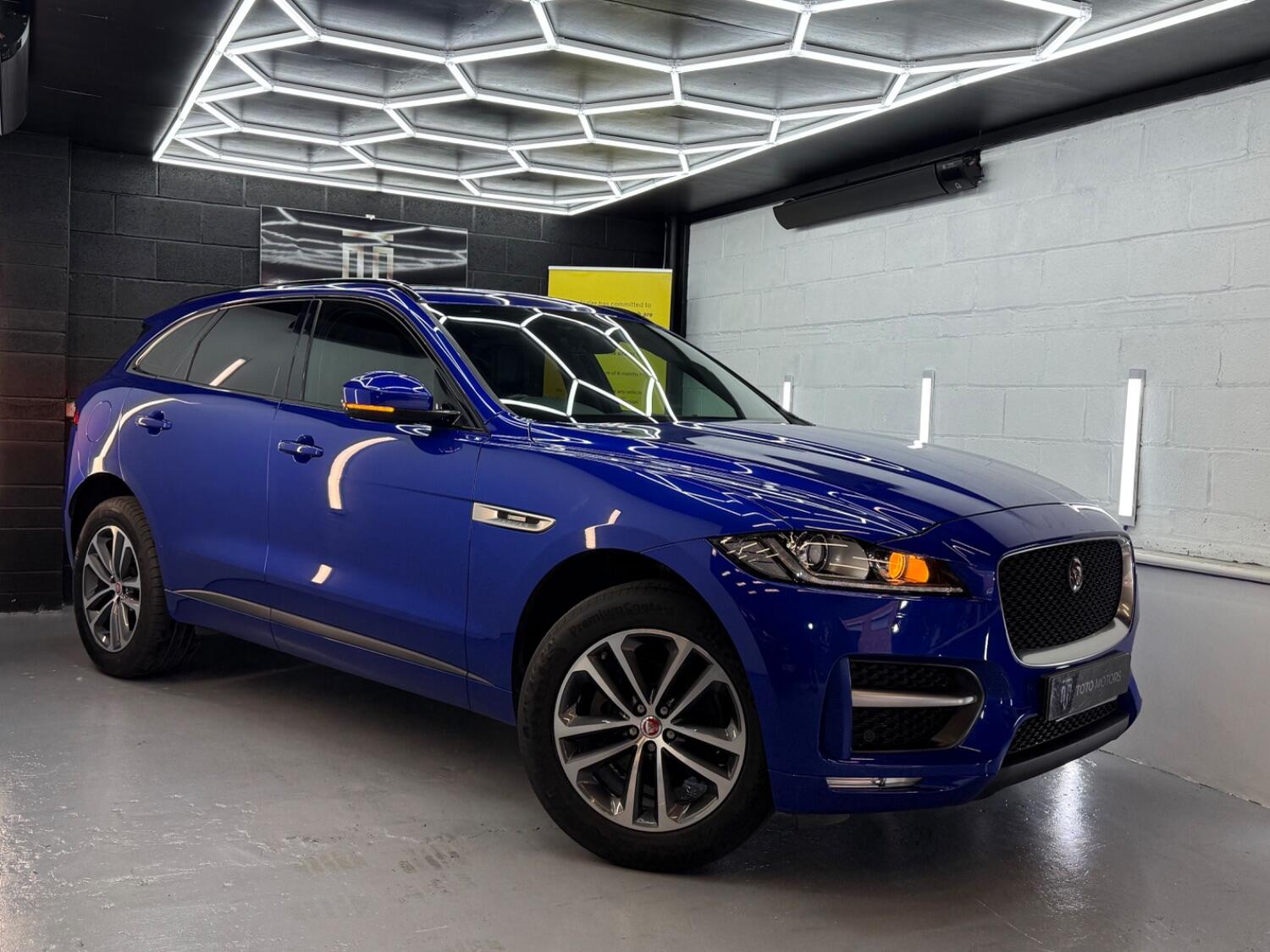 Used Jaguar F-Pace 2019 for sale - 77145175: Photo 9