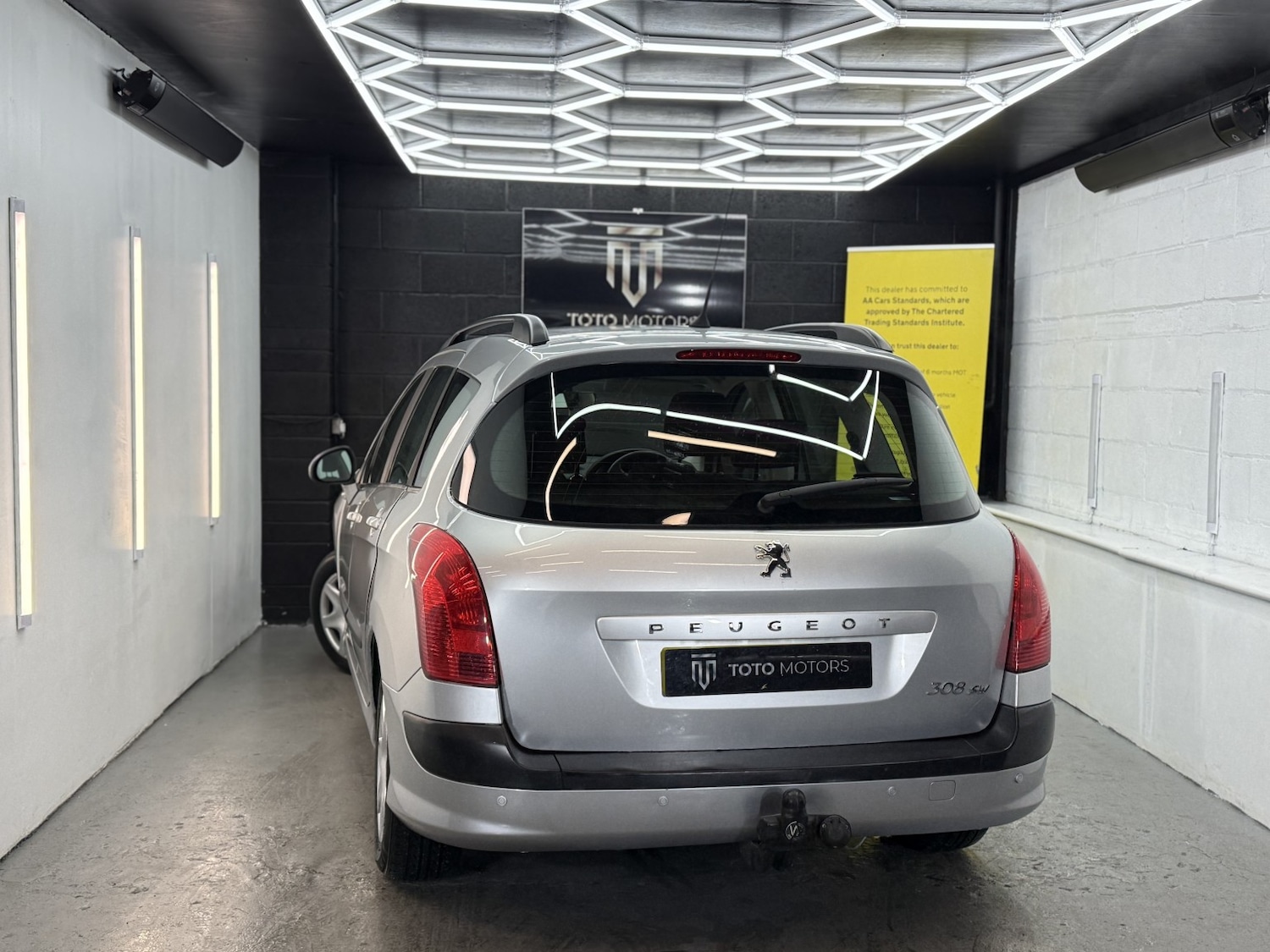 Used Peugeot 308 SW 2011 for sale - 76257652: Photo 10