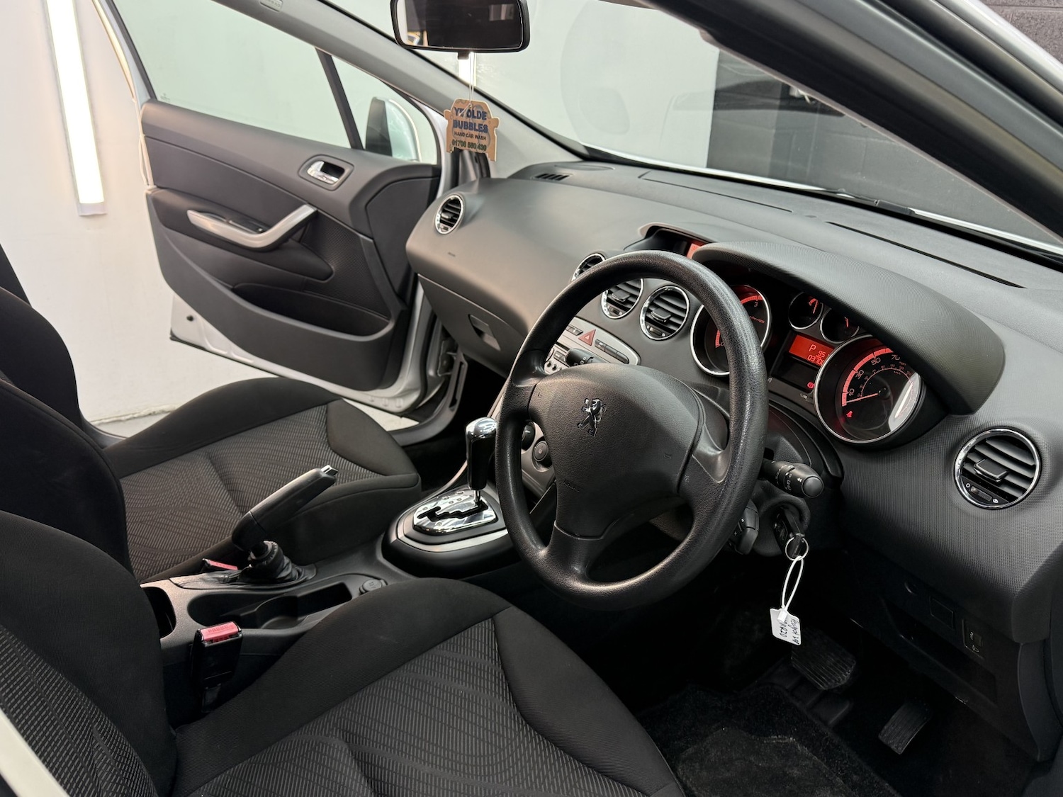 Used Peugeot 308 SW 2011 for sale - 76257652: Photo 14