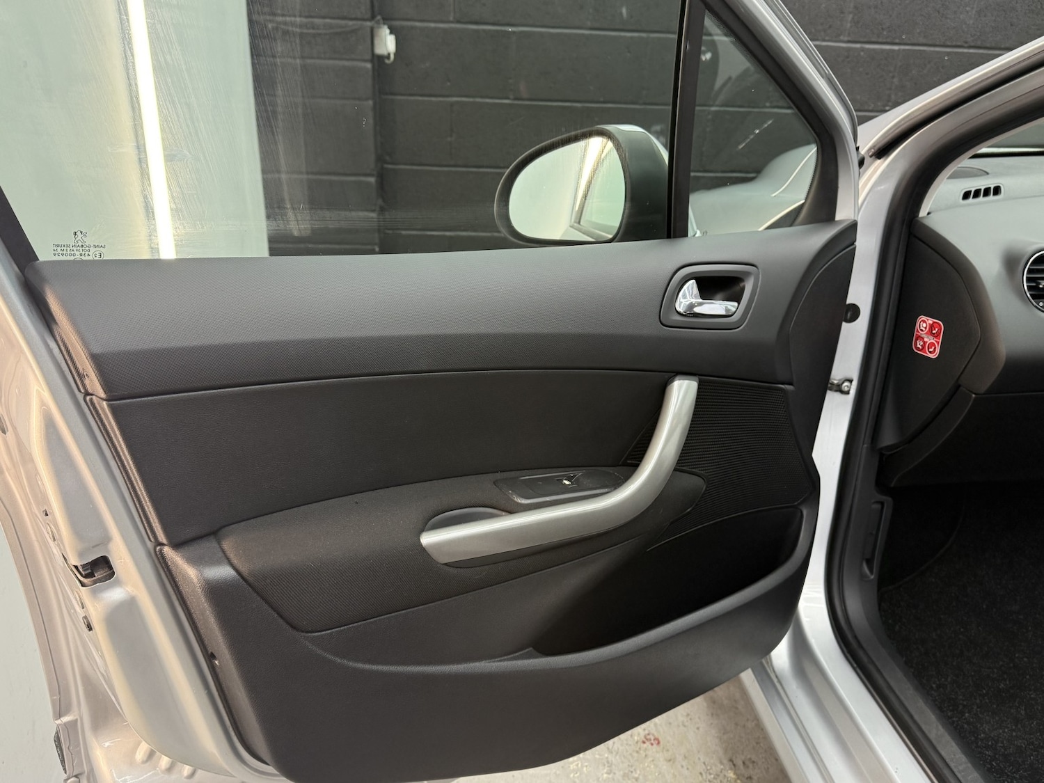 Used Peugeot 308 SW 2011 for sale - 76257652: Photo 27