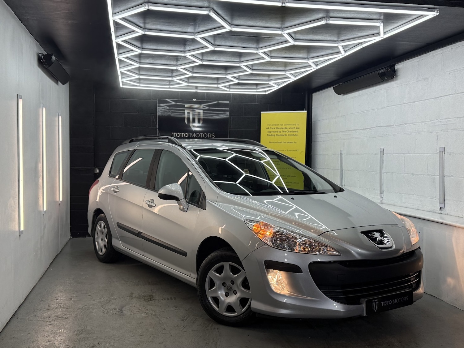 Used Peugeot 308 SW 2011 for sale - 76257652: Photo 5