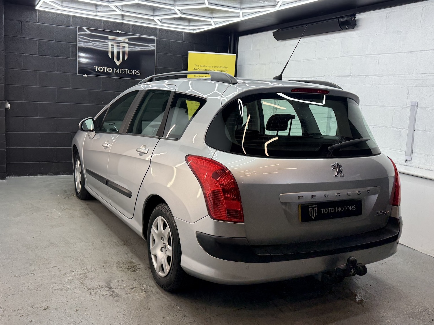 Used Peugeot 308 SW 2011 for sale - 76257652: Photo 7