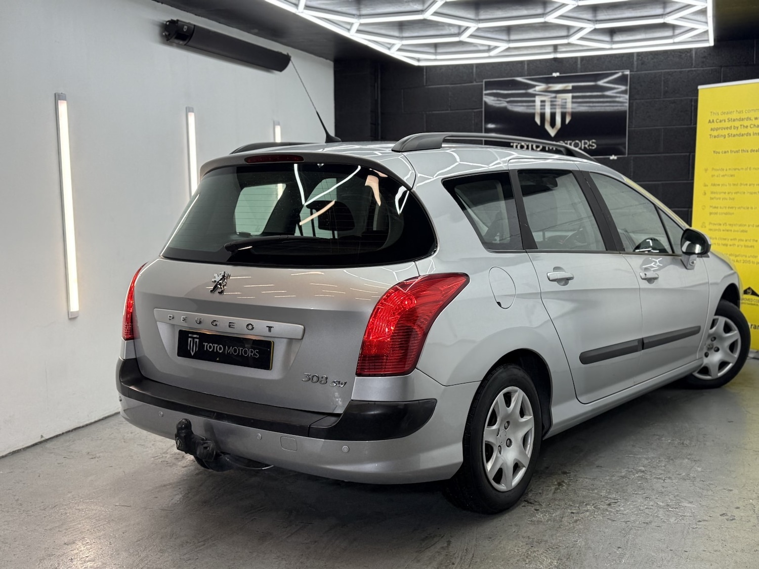 Used Peugeot 308 SW 2011 for sale - 76257652: Photo 8