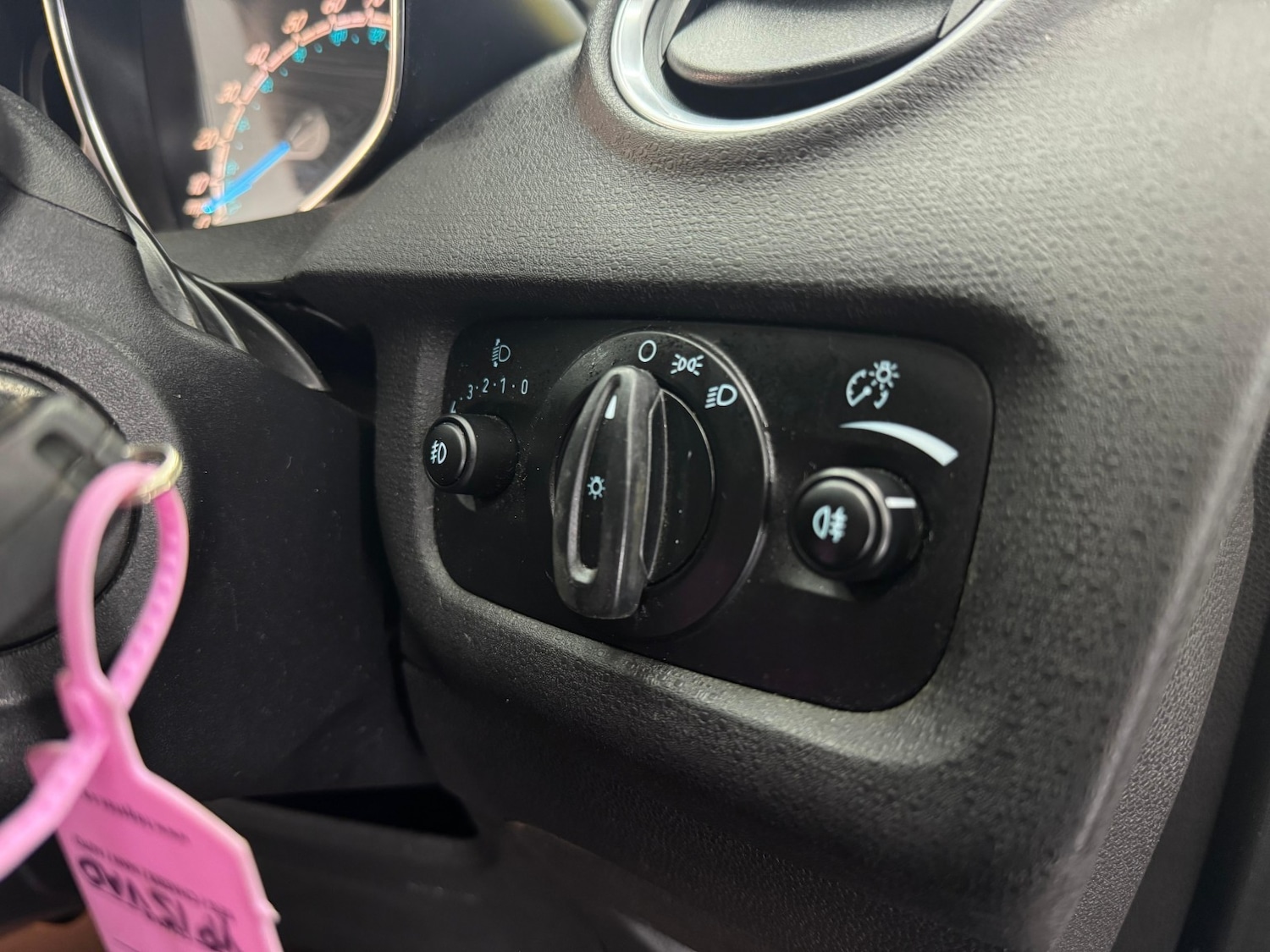 Used Ford Fiesta 2015 for sale - 77145168: Photo 21