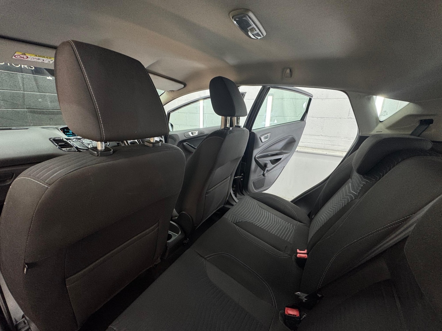 Used Ford Fiesta 2015 for sale - 77145168: Photo 32