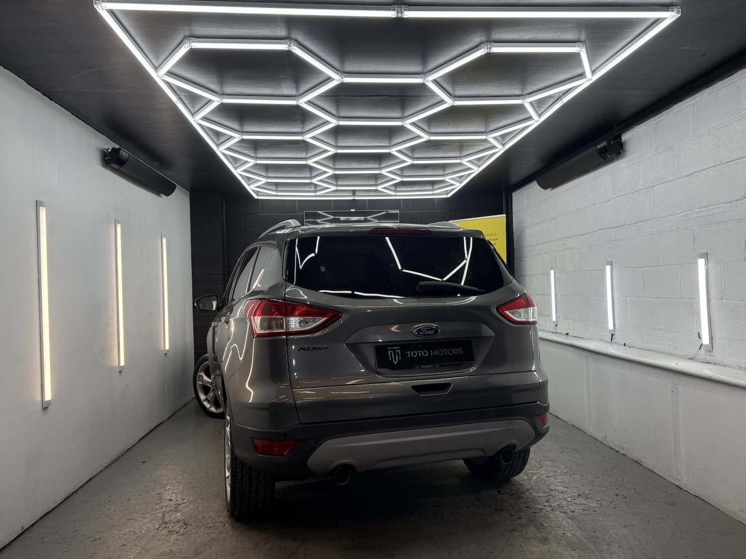 Used Ford Kuga 2014 for sale - 77319825: Photo 10