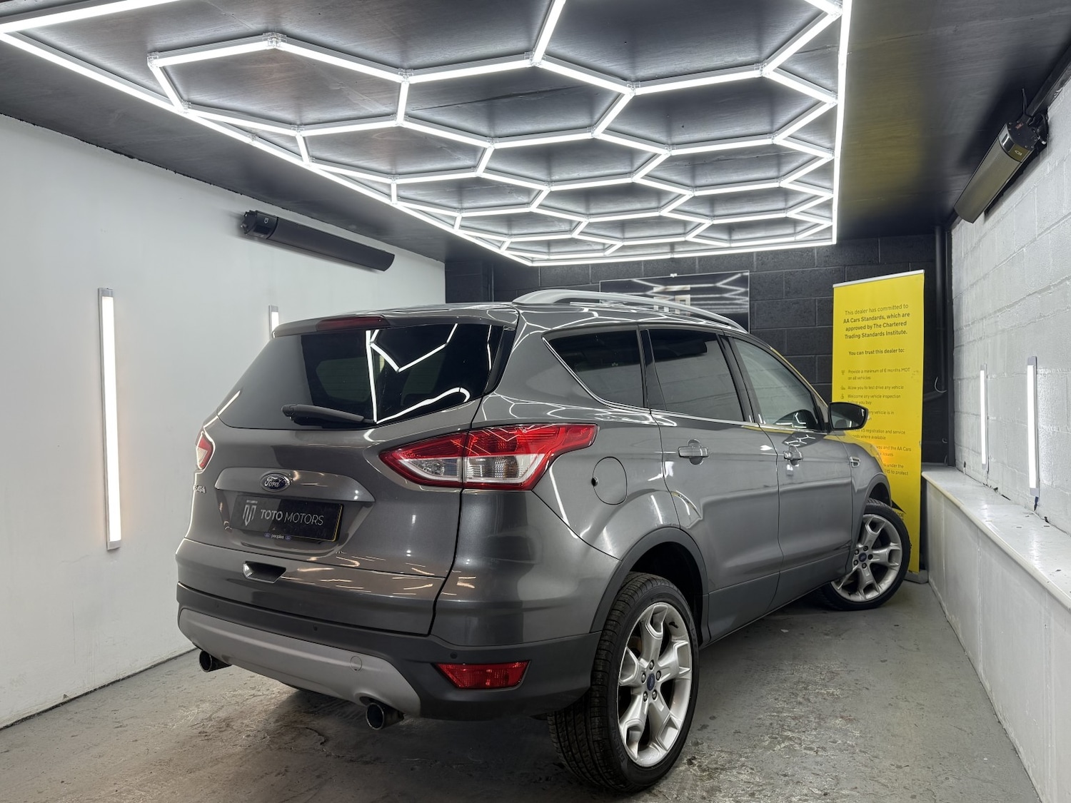 Used Ford Kuga 2014 for sale - 77319825: Photo 11