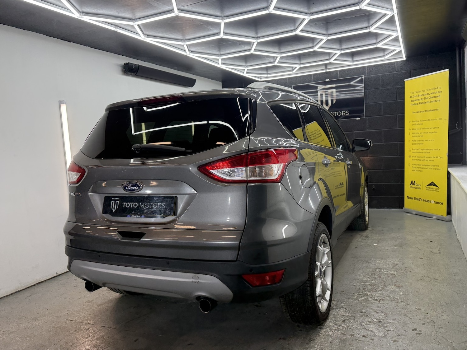 Used Ford Kuga 2014 for sale - 77319825: Photo 14