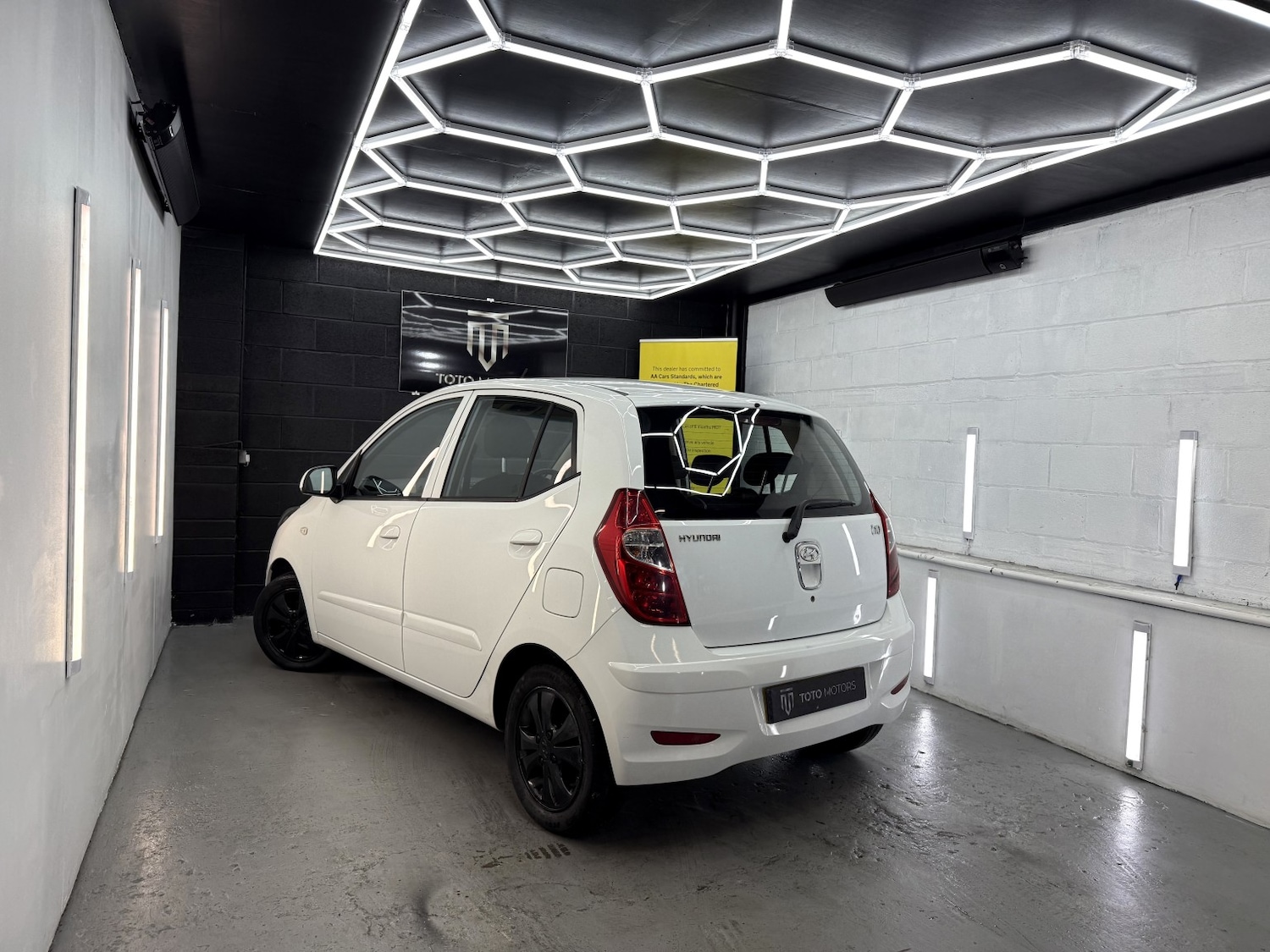 Used Hyundai i10 2013 for sale - 77145166: Photo 14