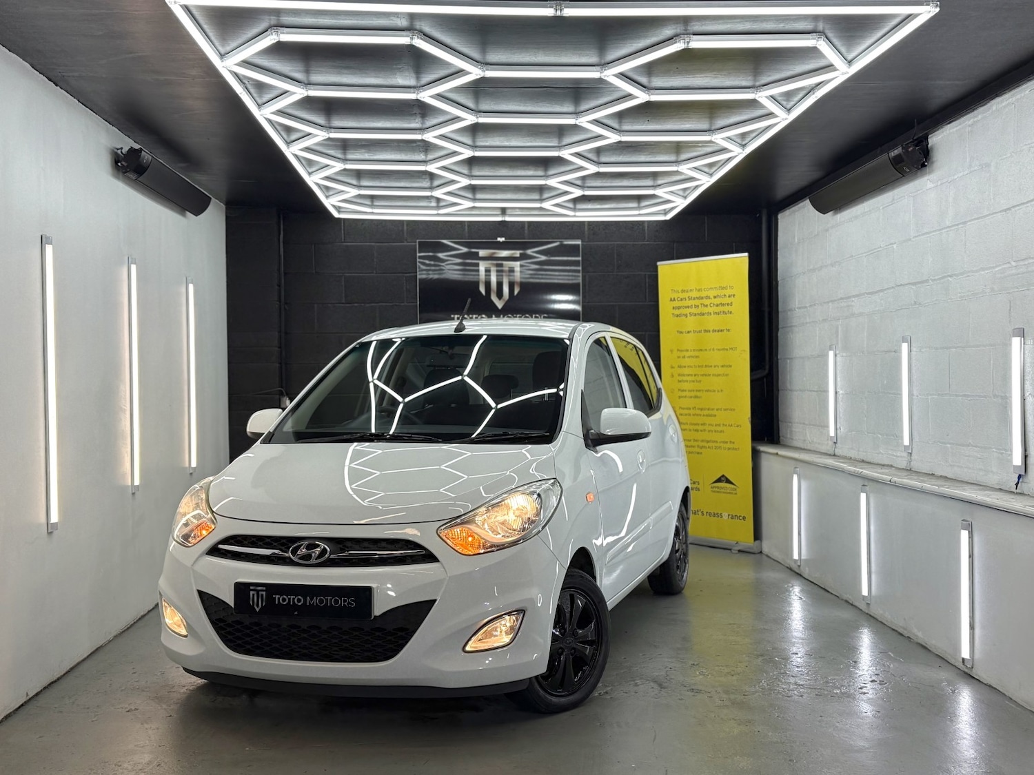 Used Hyundai i10 2013 for sale - 77145166: Photo 3