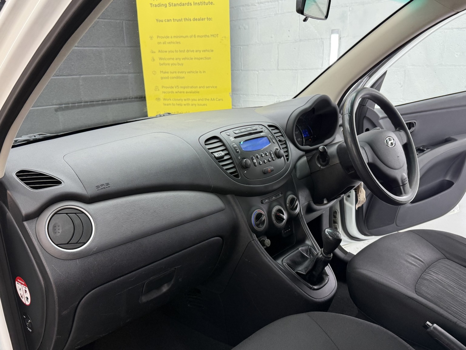 Used Hyundai i10 2013 for sale - 77145166: Photo 45