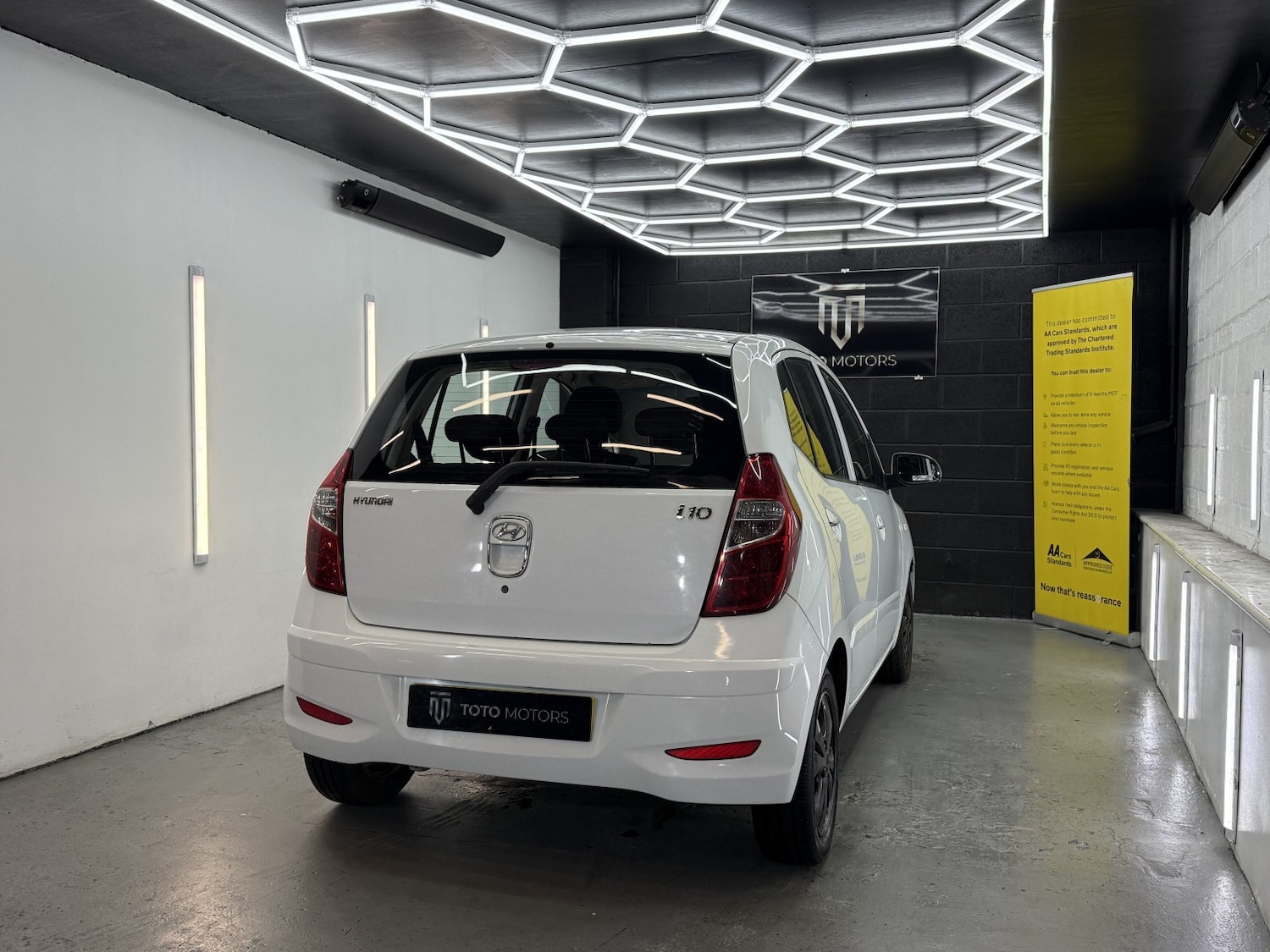 Used Hyundai i10 2013 for sale - 77145166: Photo 8