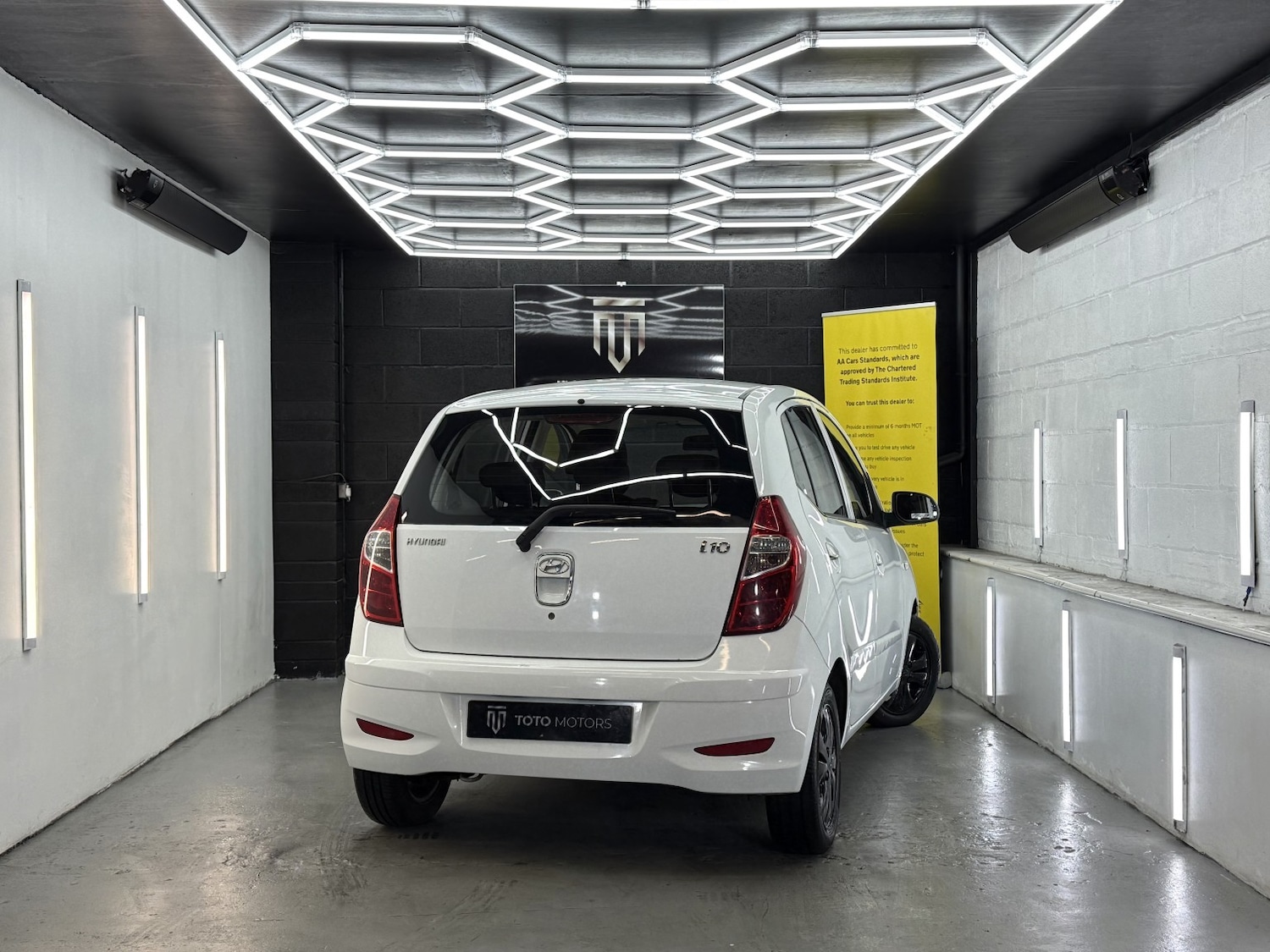 Used Hyundai i10 2013 for sale - 77145166: Photo 9