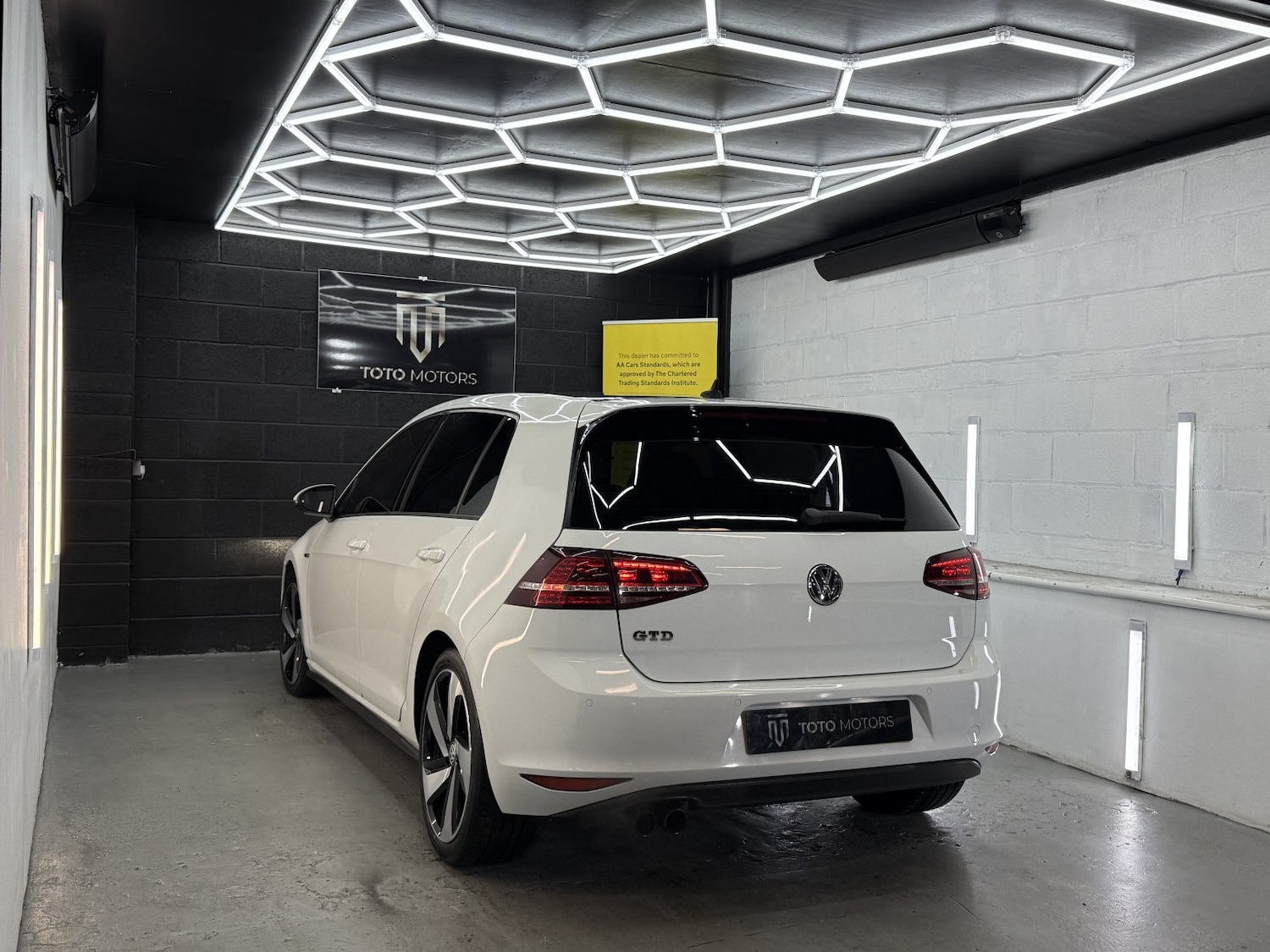 Used Volkswagen Golf 2014 for sale - 77145164: Photo 14