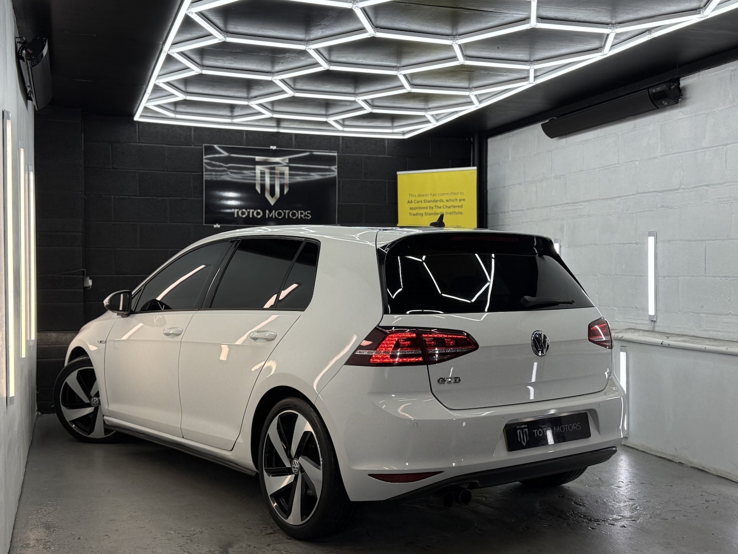 Used Volkswagen Golf 2014 for sale - 77145164: Photo 20