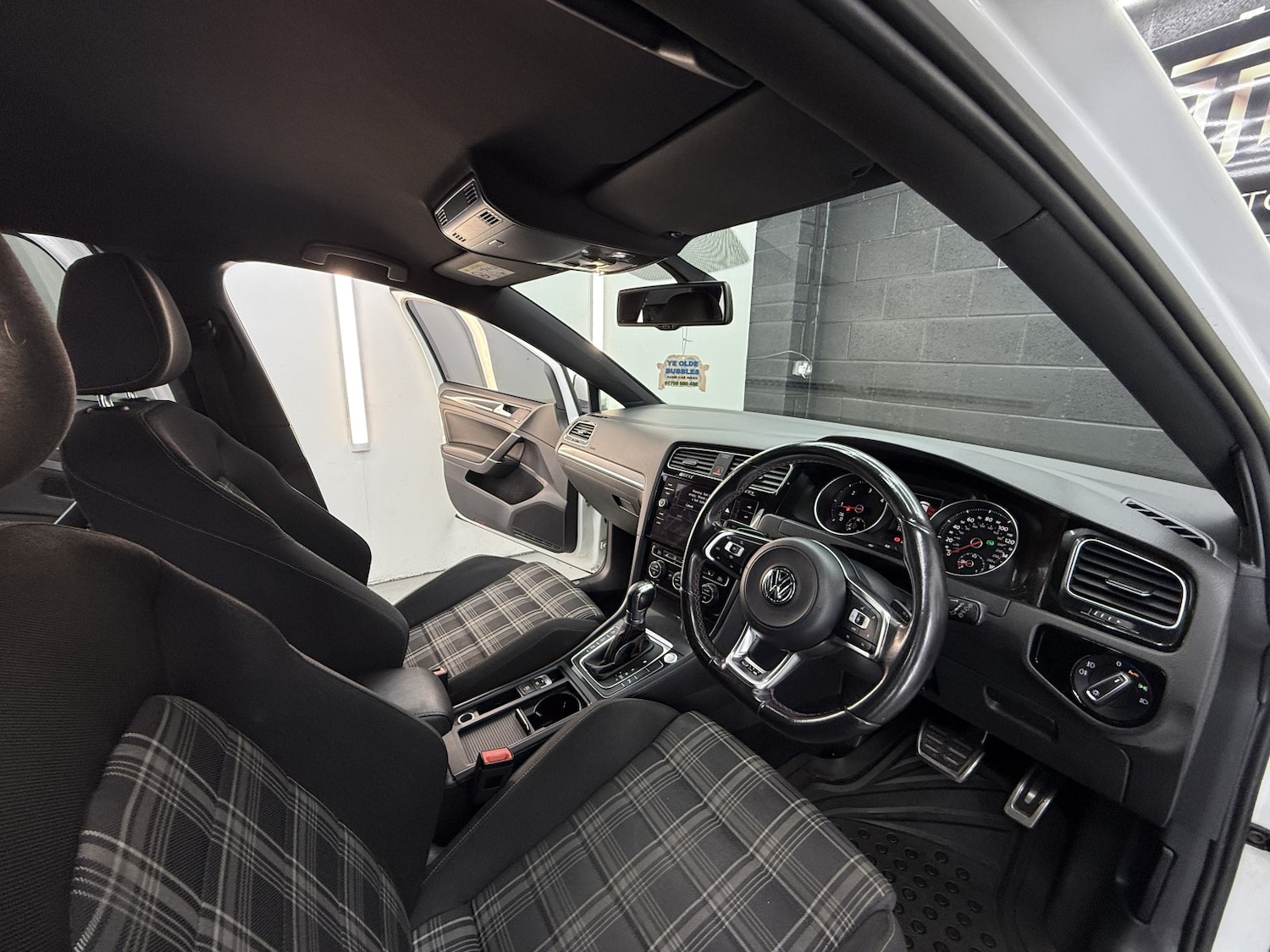 Used Volkswagen Golf 2014 for sale - 77145164: Photo 27