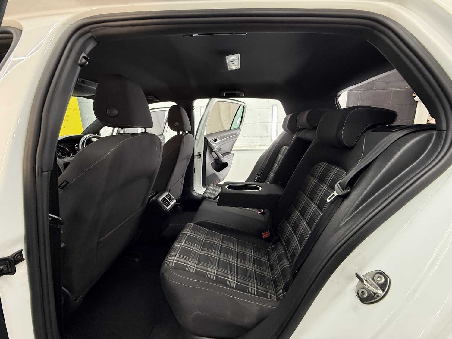 Used Volkswagen Golf 2014 for sale - 77145164: Photo 40