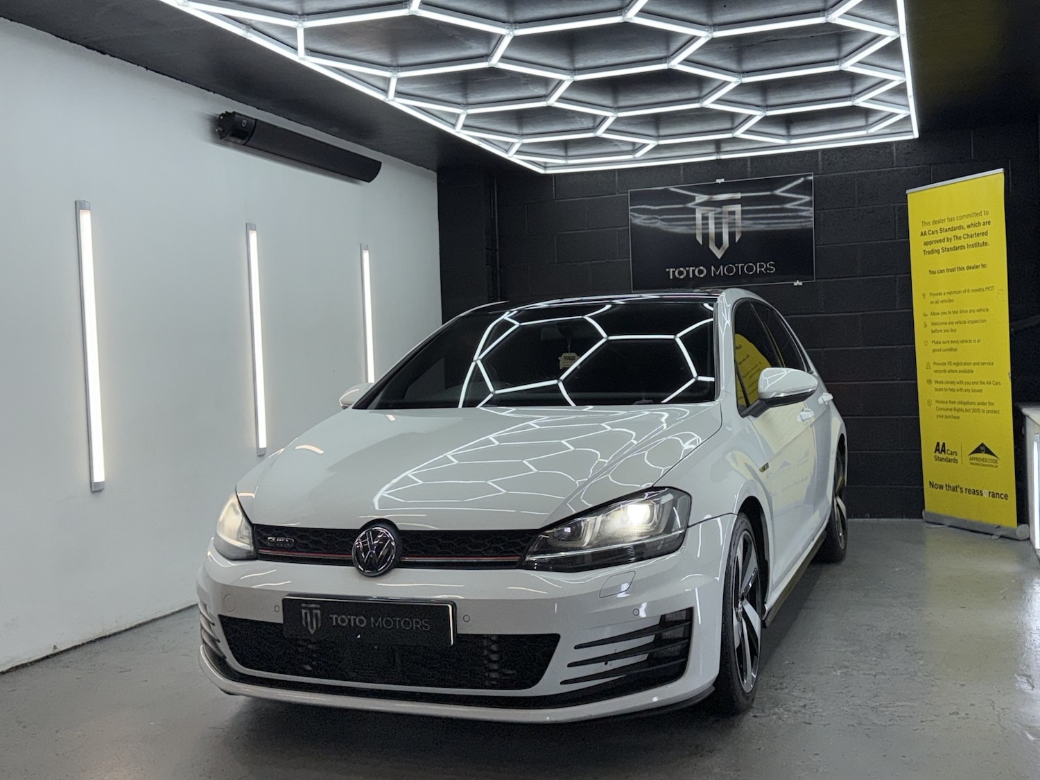 Used Volkswagen Golf 2014 for sale - 77145164: Photo 5