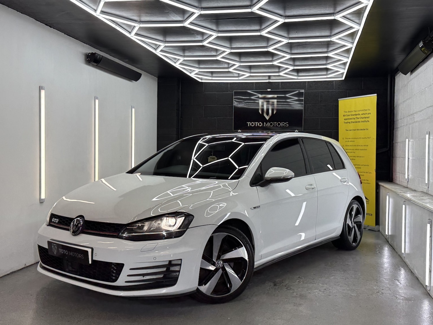 Used Volkswagen Golf 2014 for sale - 77145164: Photo 6