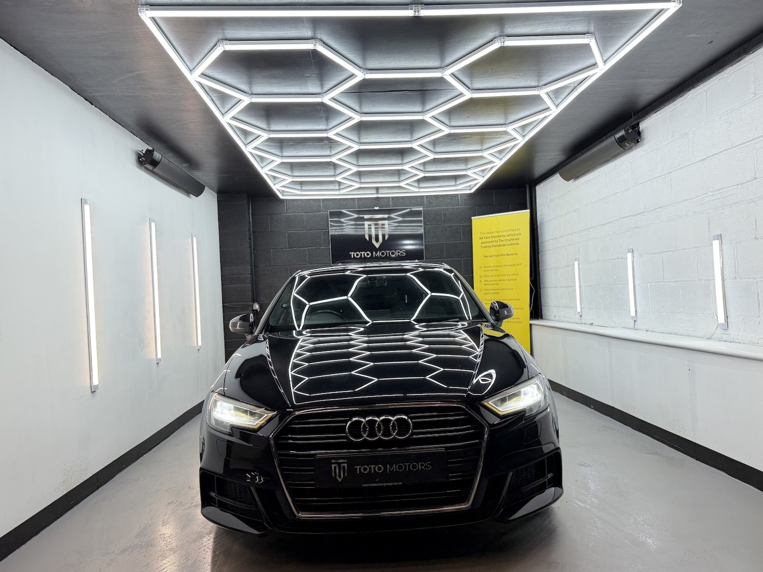 Used Audi A3 2016 for sale - 77802636: Photo 2