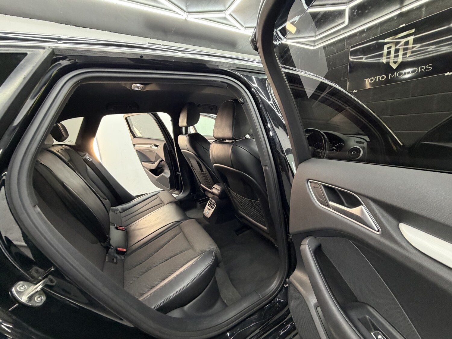 Used Audi A3 2016 for sale - 77802636: Photo 33