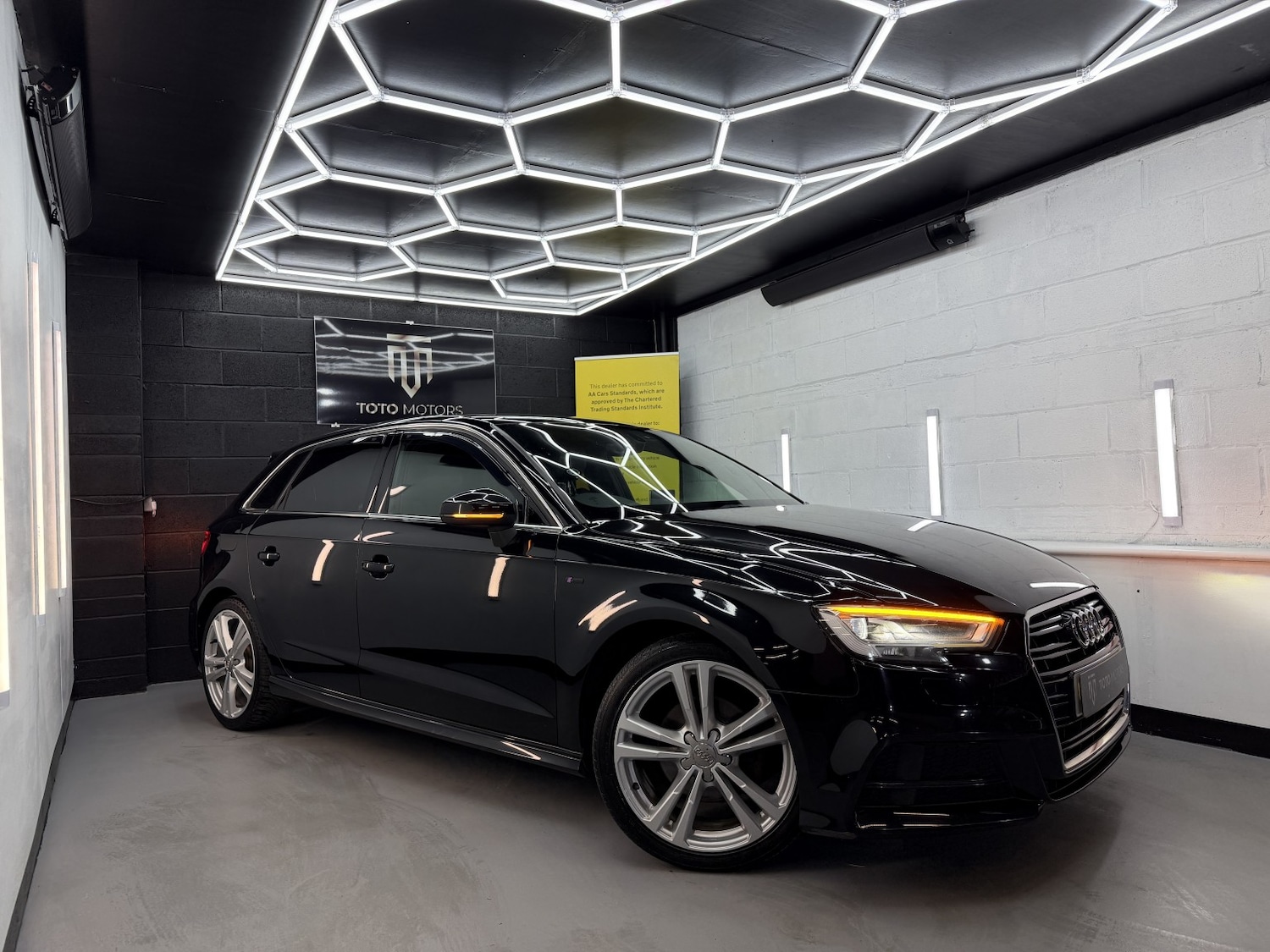 Used Audi A3 2016 for sale - 77802636: Photo 8