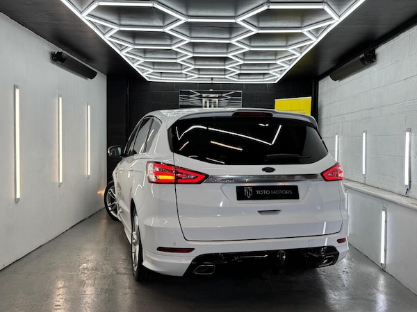 Used Ford S-Max 2018 for sale - 76142490: Photo 10