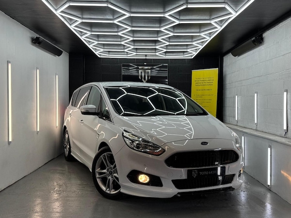 Used Ford S-Max 2018 for sale - 76142490: Photo 1