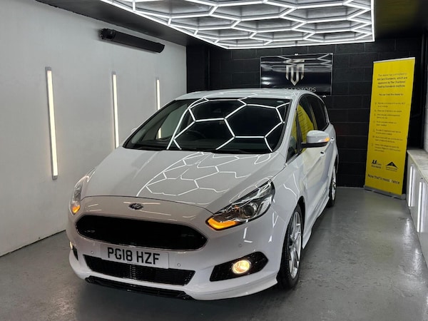Used Ford S-Max 2018 for sale - 76142490: Photo 6