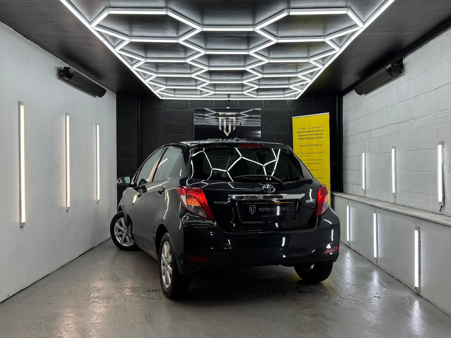 Used Toyota Yaris 2012 for sale - 76476957: Photo 10