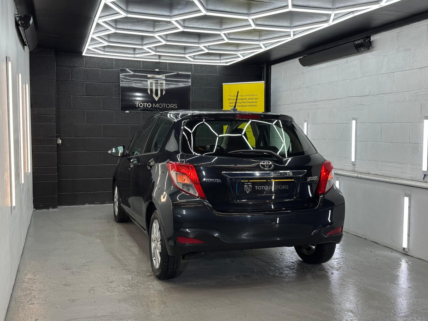 Used Toyota Yaris 2012 for sale - 76476957: Photo 13