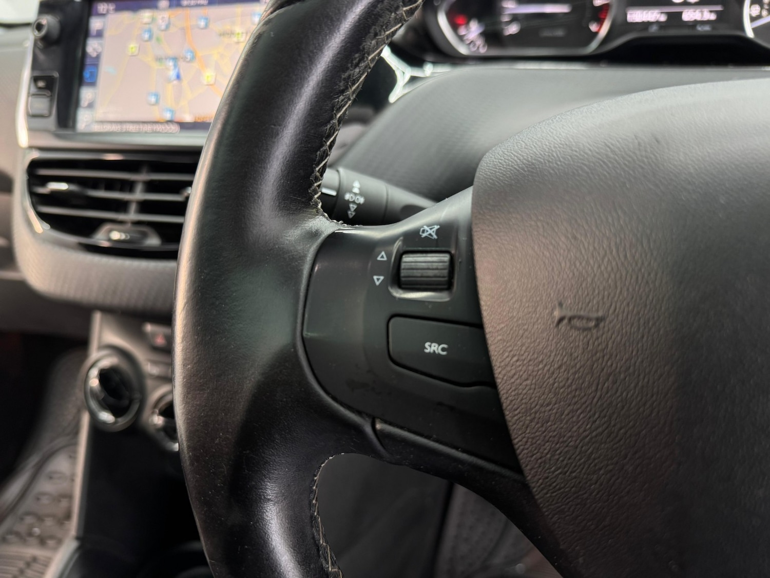 Used Peugeot 208 2016 for sale - 76421905: Photo 19