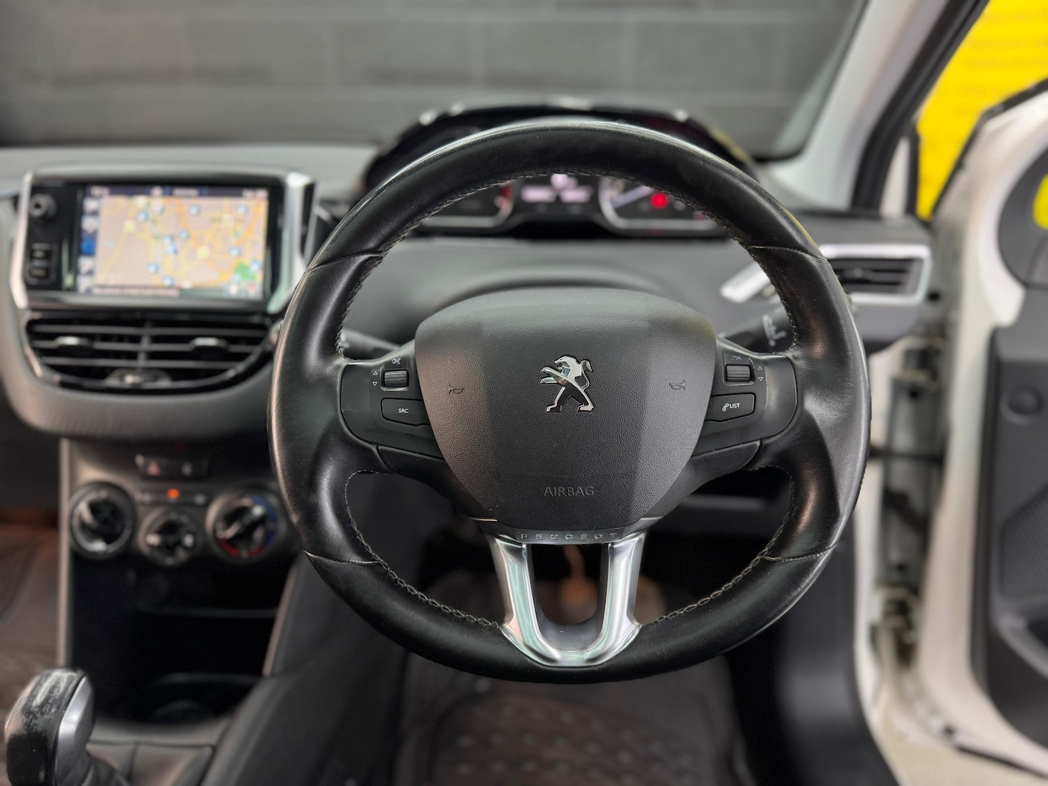 Used Peugeot 208 2016 for sale - 76421905: Photo 20