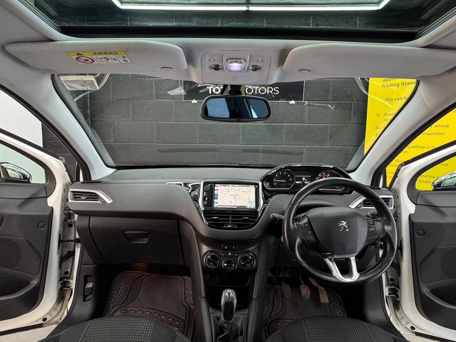 Used Peugeot 208 2016 for sale - 76421905: Photo 46