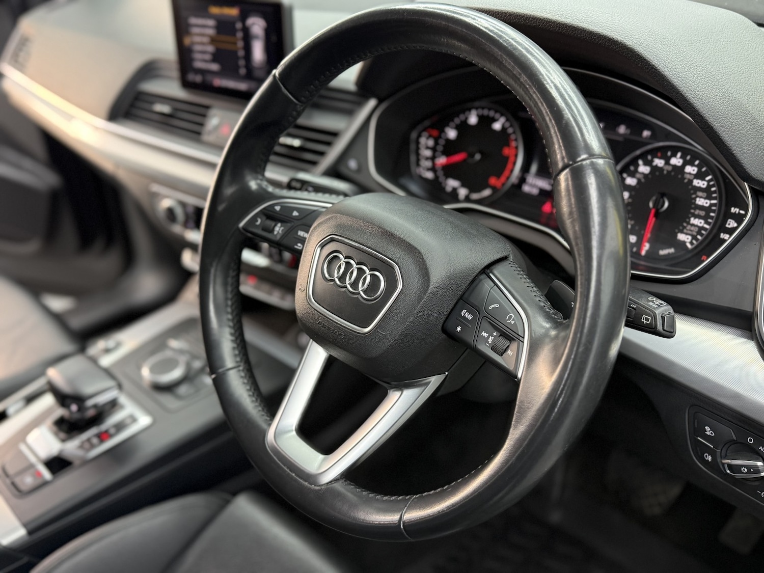 Used Audi Q5 2018 for sale - 76643333: Photo 33