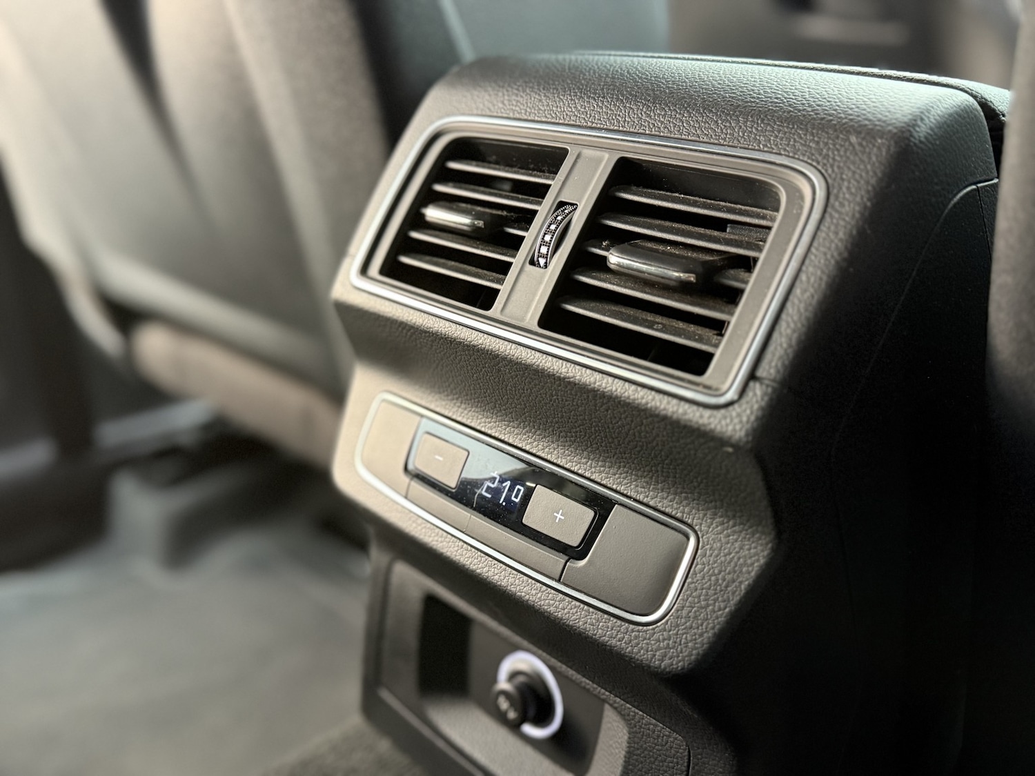 Used Audi Q5 2018 for sale - 76643333: Photo 47