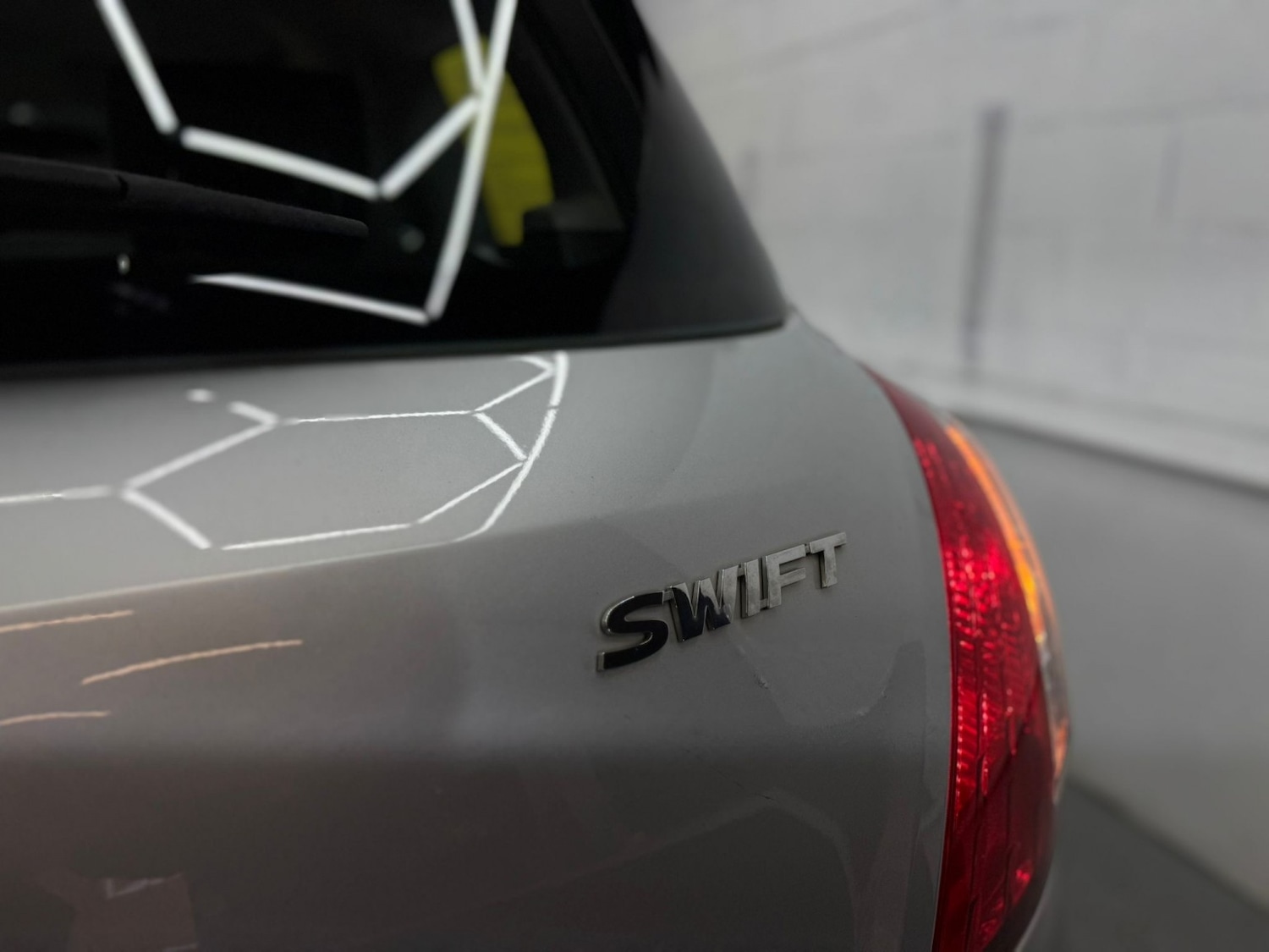 Used Suzuki Swift 2013 for sale - 76807279: Photo 15