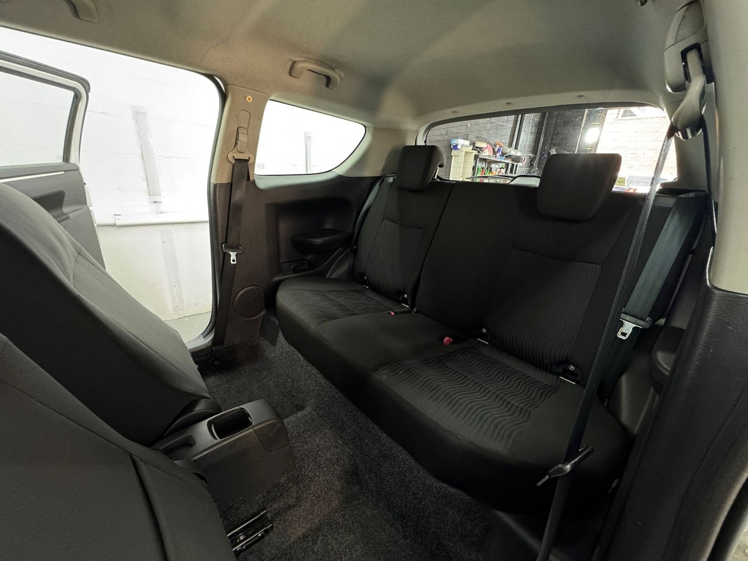 Used Suzuki Swift 2013 for sale - 76807279: Photo 28