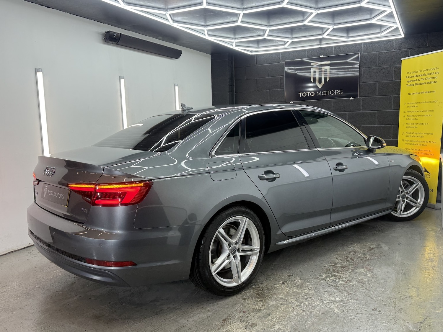 Used Audi A4 2016 for sale - 77558655: Photo 16