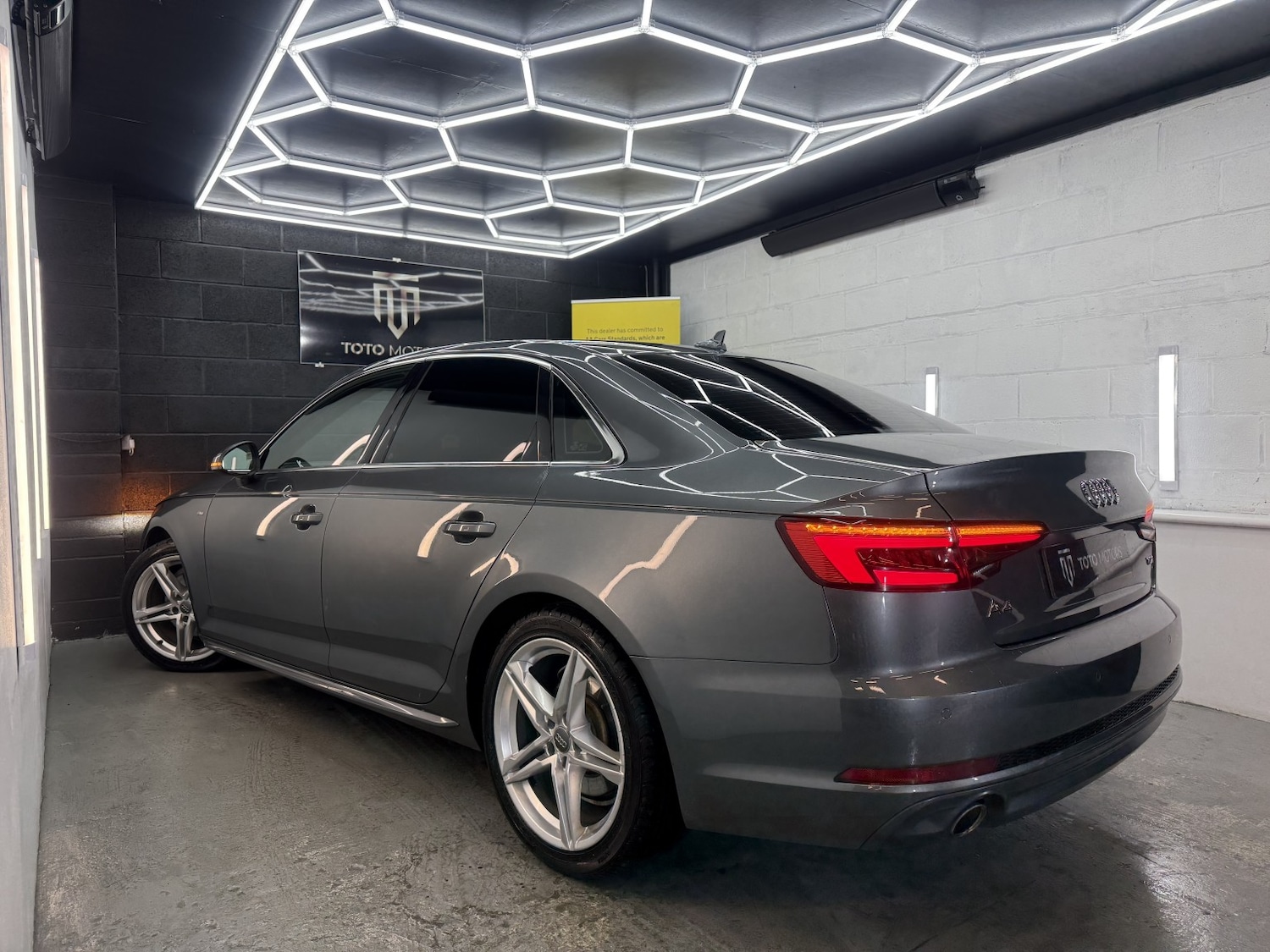 Used Audi A4 2016 for sale - 77558655: Photo 21