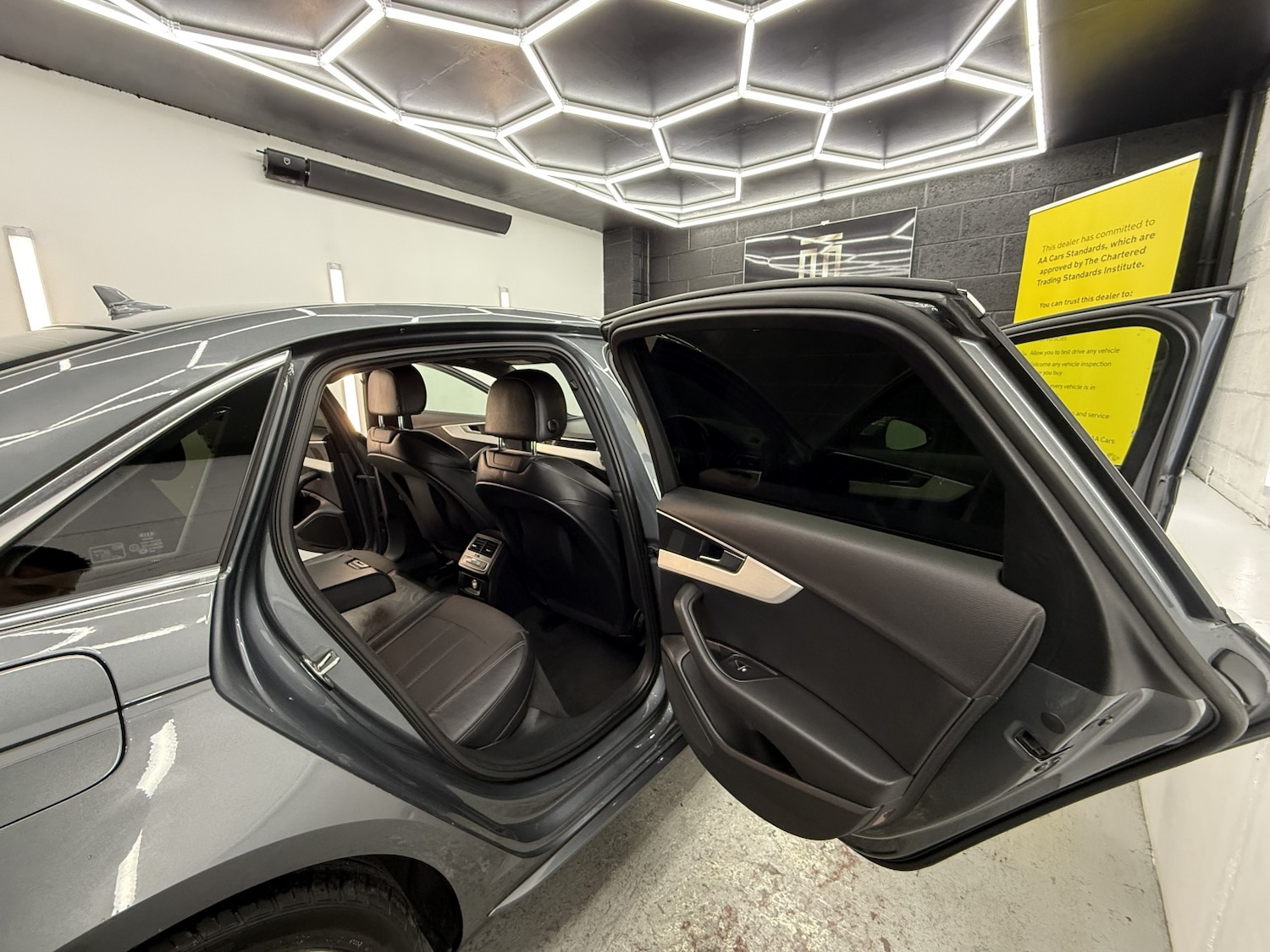 Used Audi A4 2016 for sale - 77558655: Photo 34