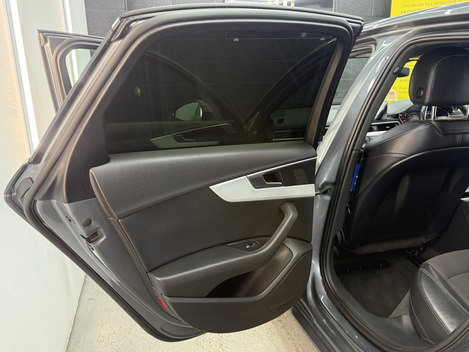 Used Audi A4 2016 for sale - 77558655: Photo 40