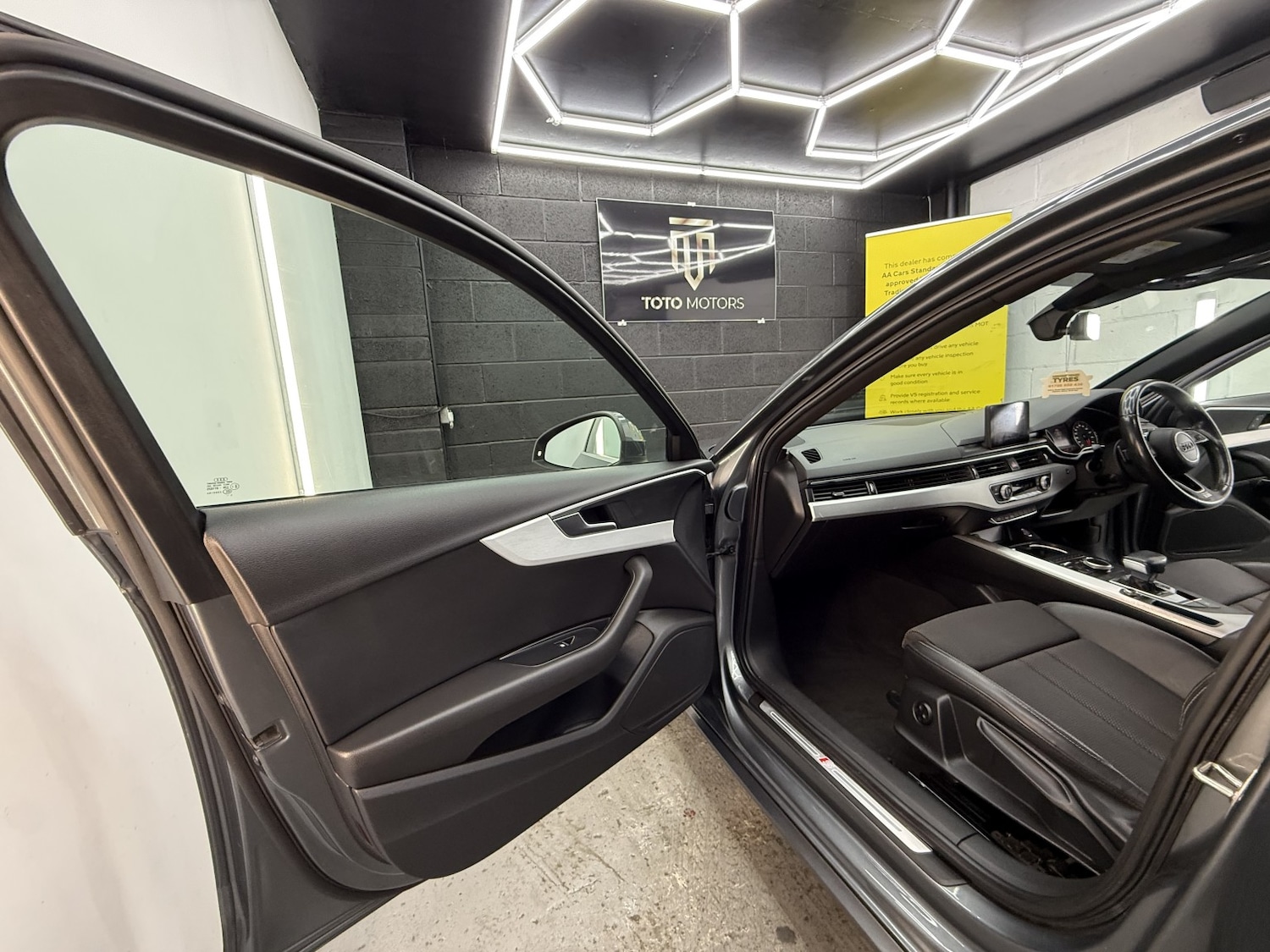 Used Audi A4 2016 for sale - 77558655: Photo 44