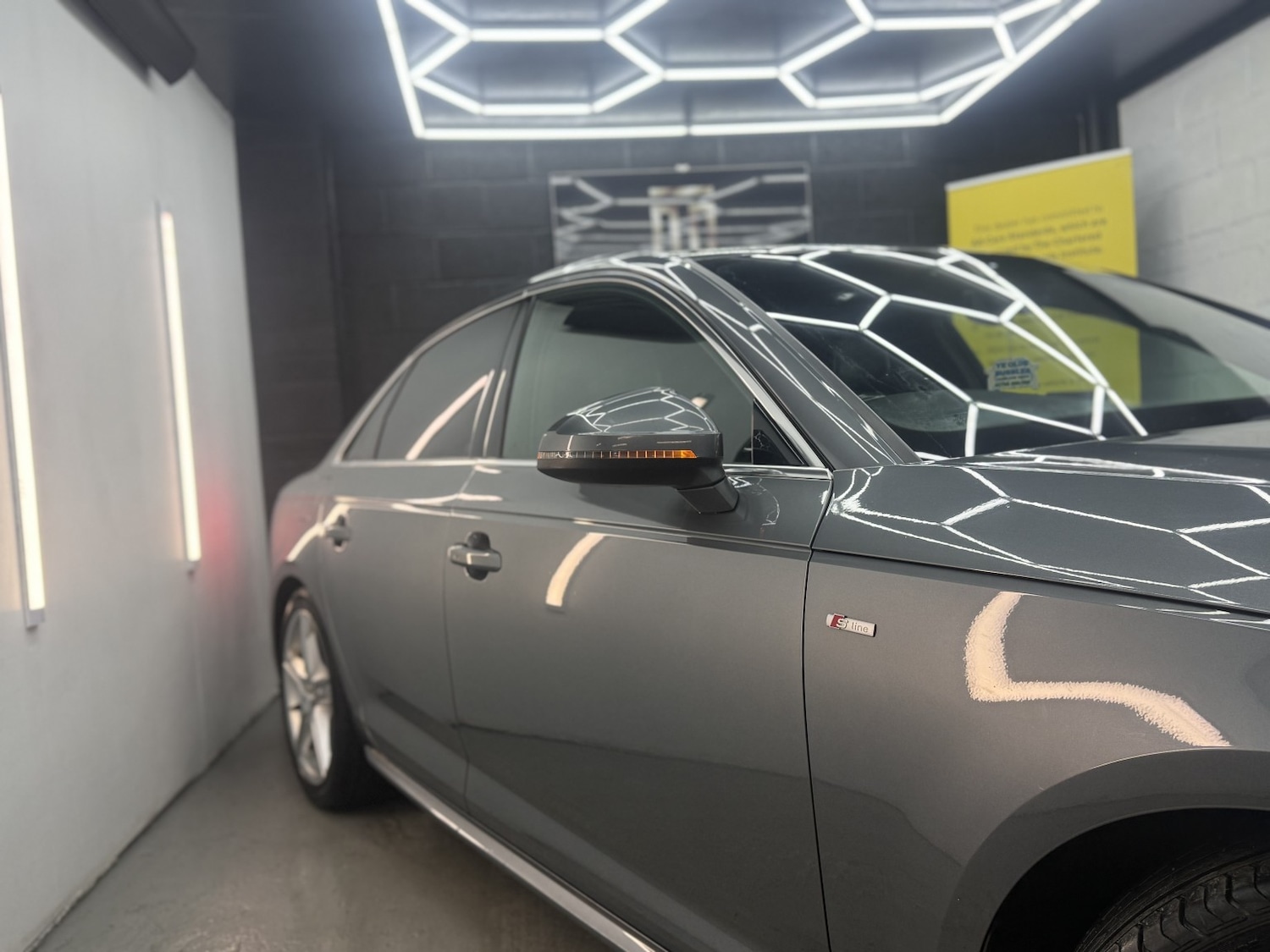 Used Audi A4 2016 for sale - 77558655: Photo 7