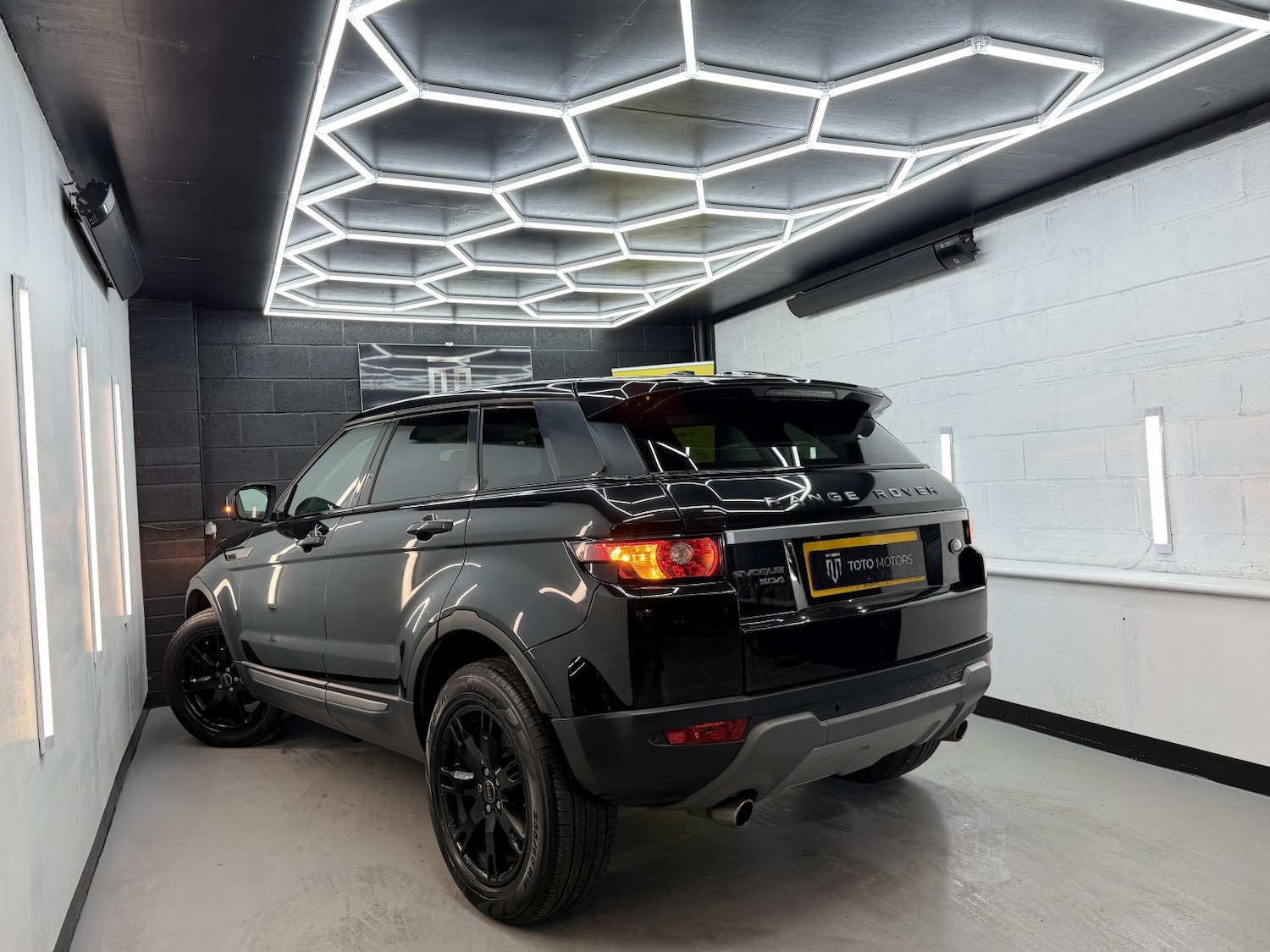 Used Land Rover Range Rover Evoque 2013 for sale - 77802639: Photo 10