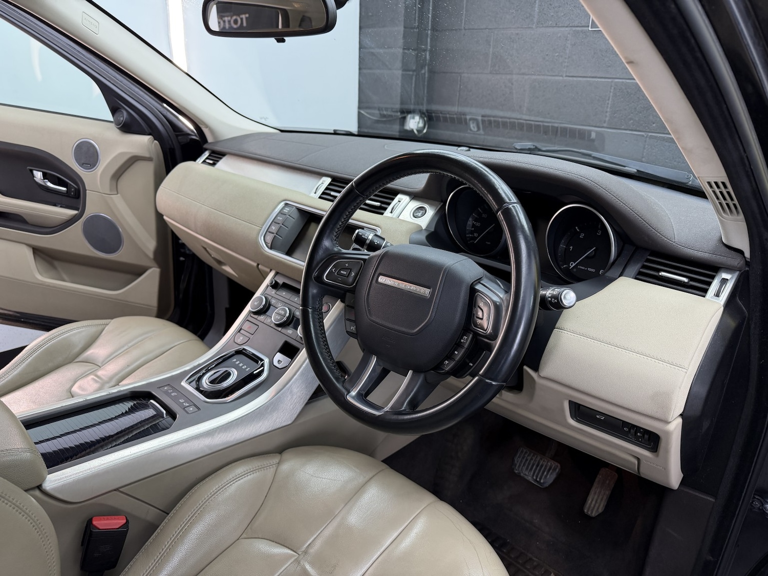 Used Land Rover Range Rover Evoque 2013 for sale - 77802639: Photo 14