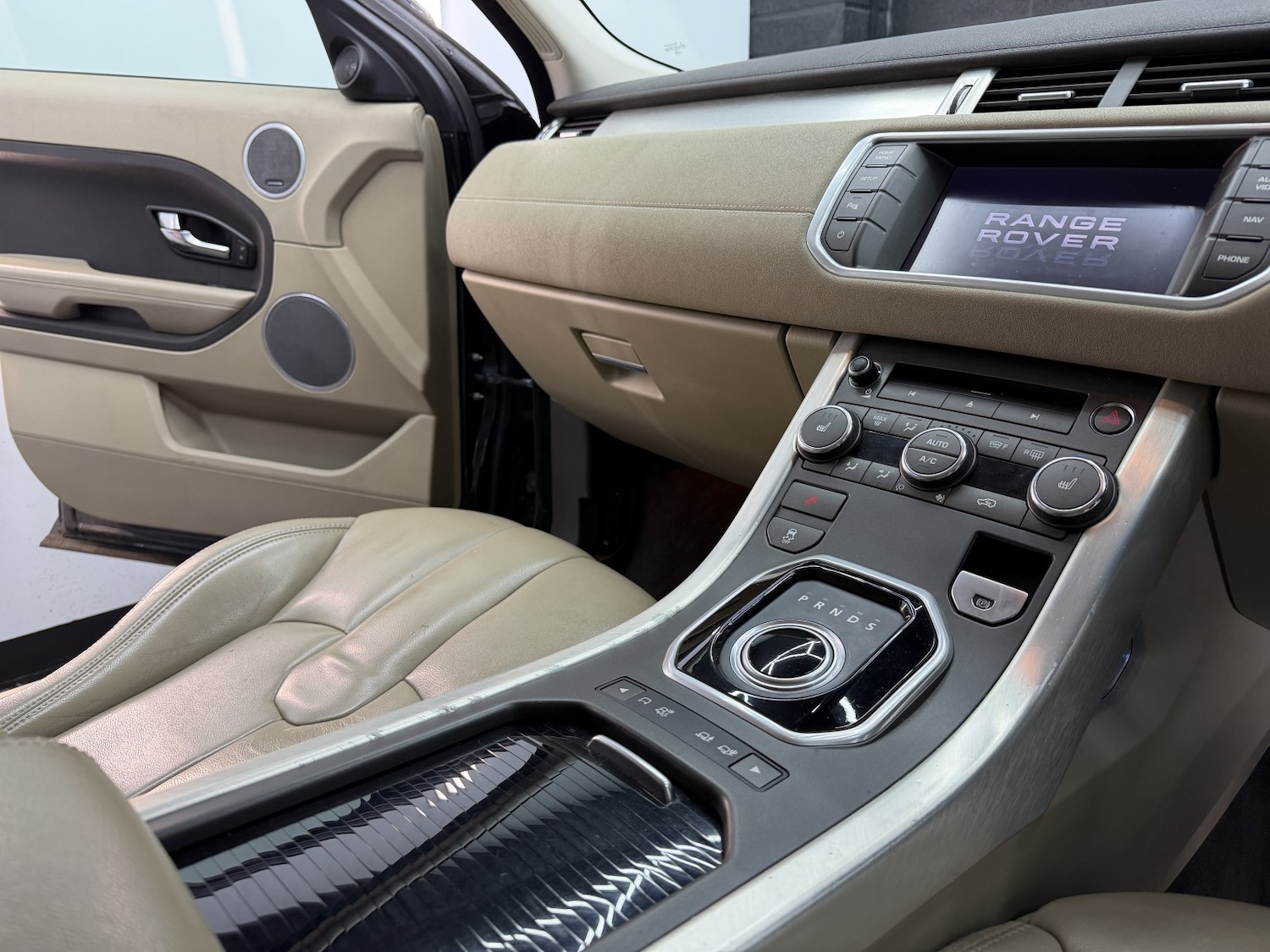 Used Land Rover Range Rover Evoque 2013 for sale - 77802639: Photo 15