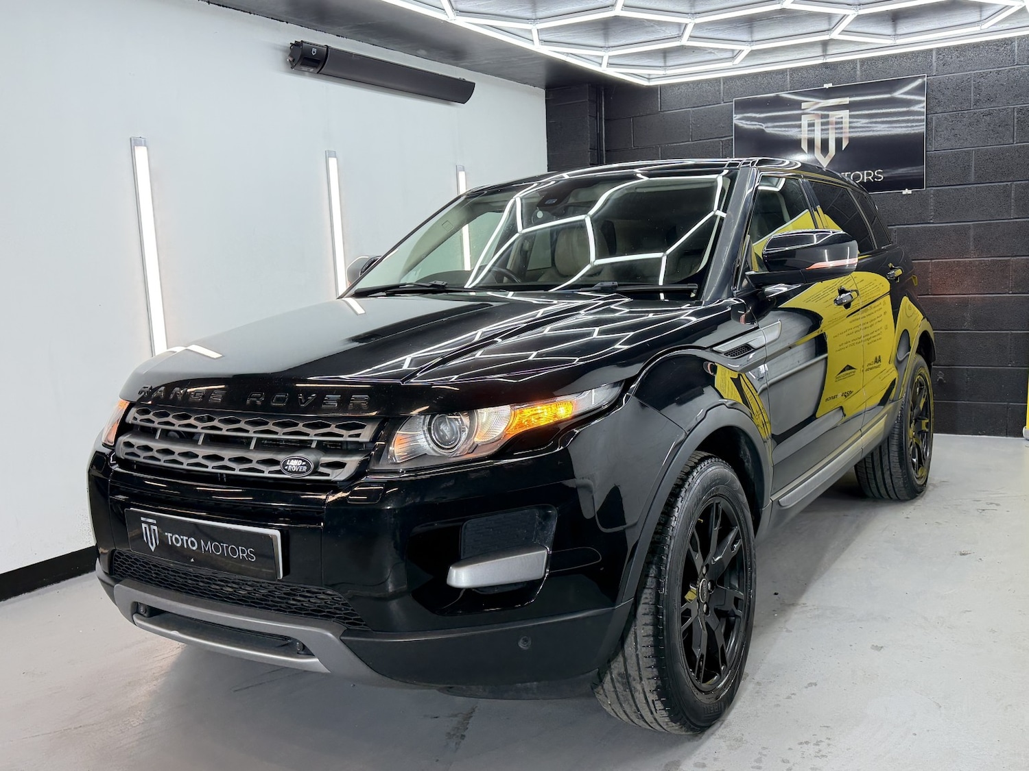 Used Land Rover Range Rover Evoque 2013 for sale - 77802639: Photo 5