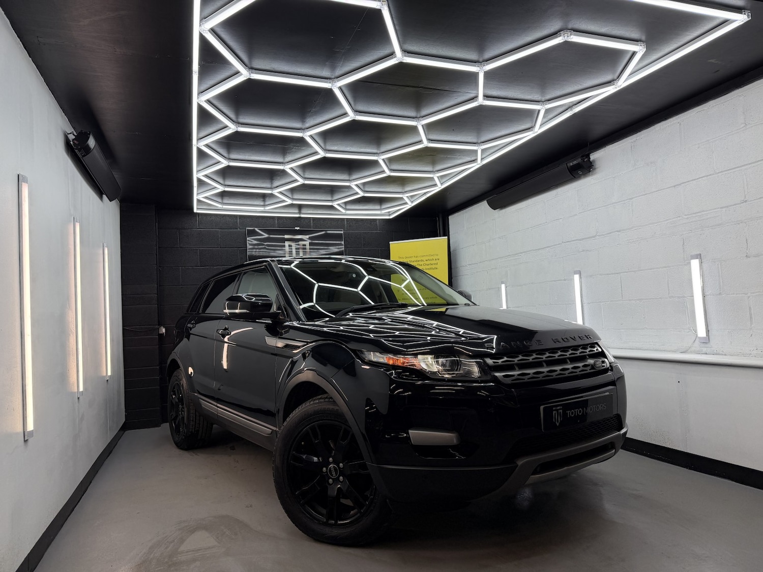 Used Land Rover Range Rover Evoque 2013 for sale - 77802639: Photo 7